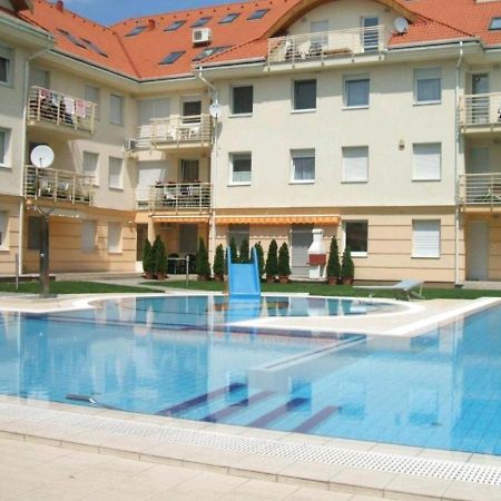 Mirage Wellness Apartman Hajdúszoboszló Exteriör bild