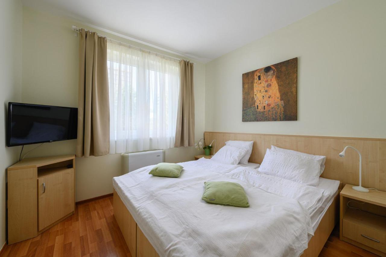 Mirage Wellness Apartman Hajdúszoboszló Exteriör bild