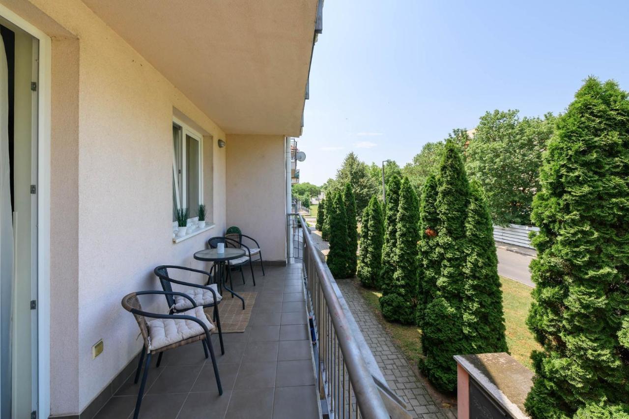 Mirage Wellness Apartman Hajdúszoboszló Exteriör bild